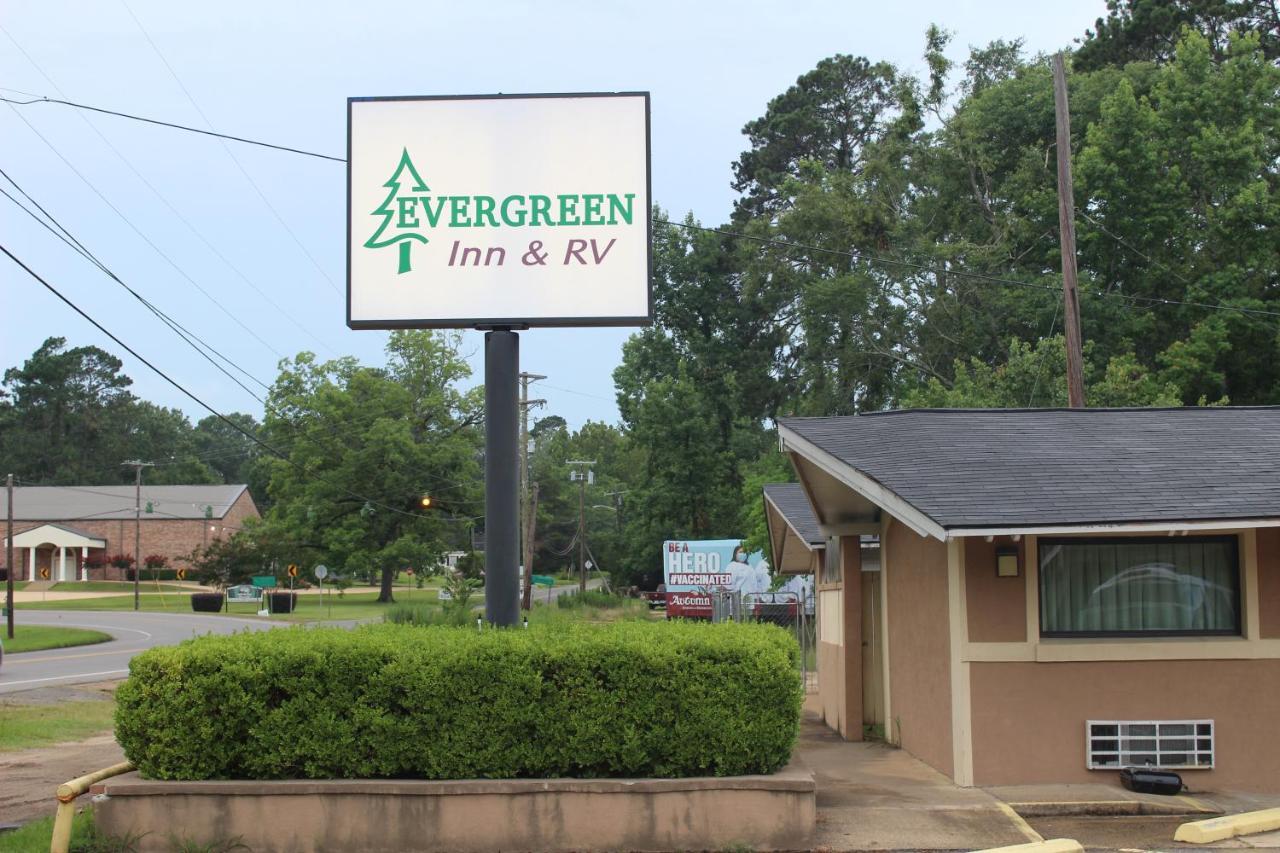 Evergreen Inn And R.V. Winnfield Exteriér fotografie